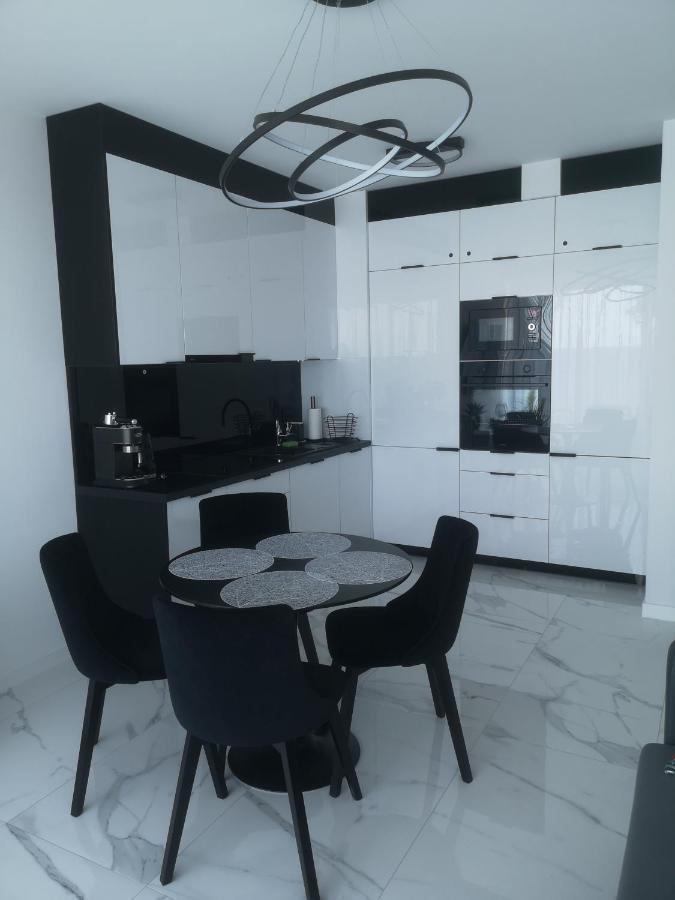 Apartament Z Widokiem Na Morze W Kompleksie Hevenia Rewal Exterior photo